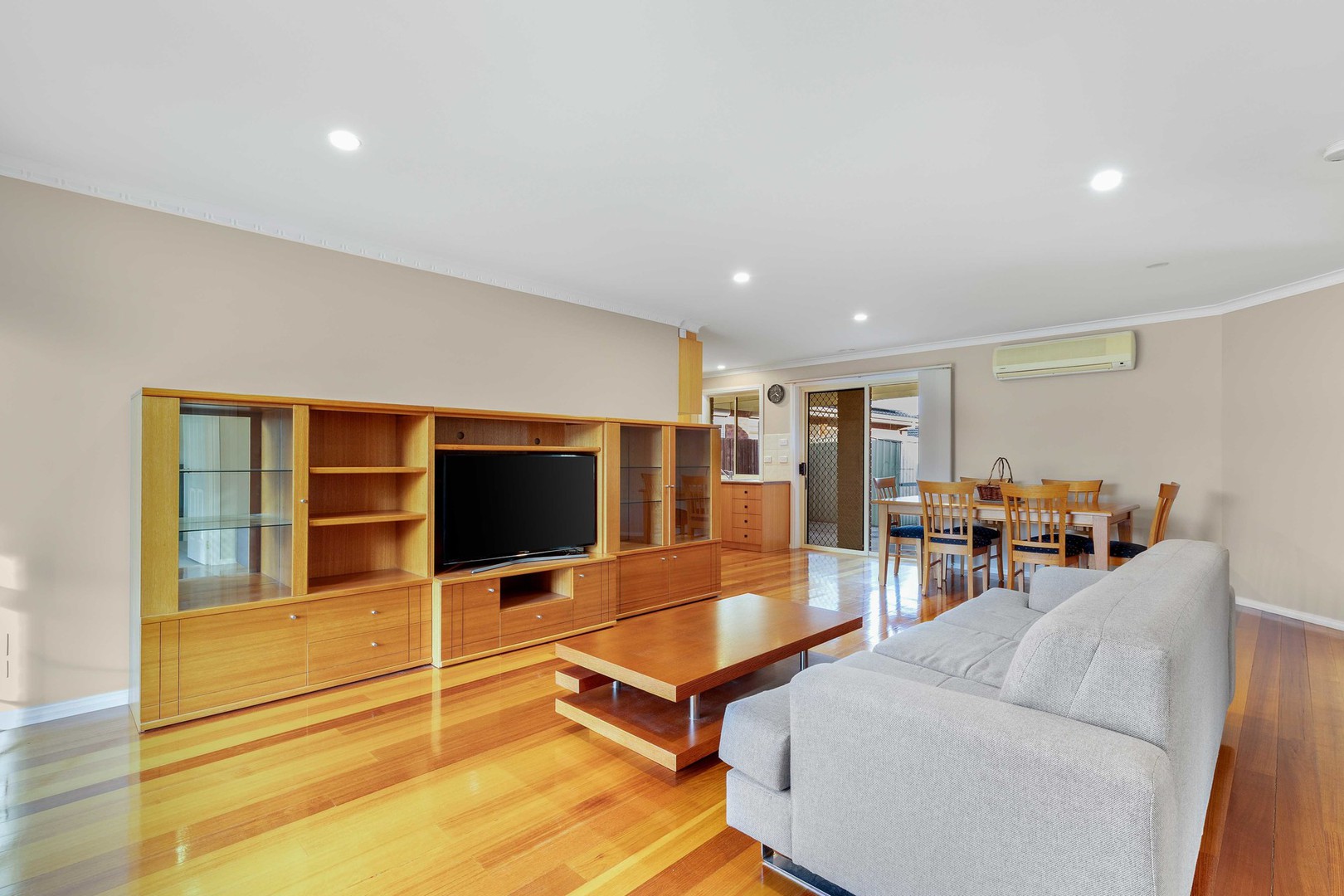 1/21 Egan Street, Deer Park, VIC 3023 - Thumbnail 2 - 03/05/2024