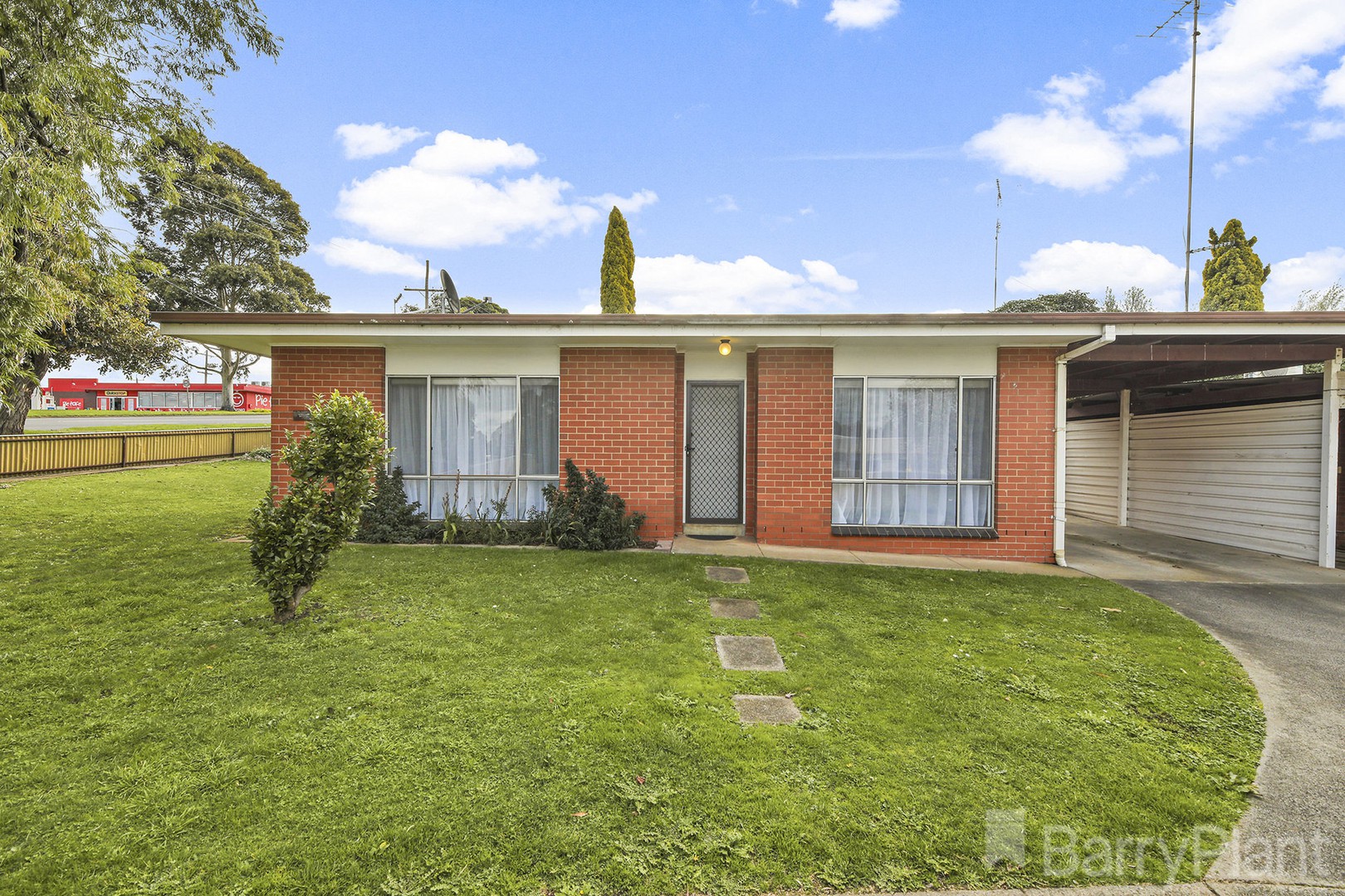 1/213 Princes Way, Drouin, VIC 3818, Drouin - Thumbnail 2