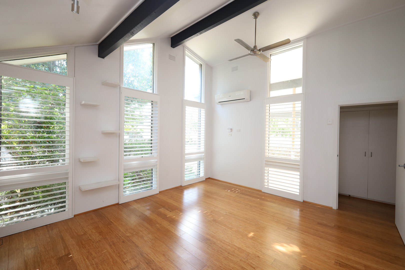 1/22-26  Craigie  Road, Newtown, VIC 3220 - Thumbnail 1 - 15/12/2023