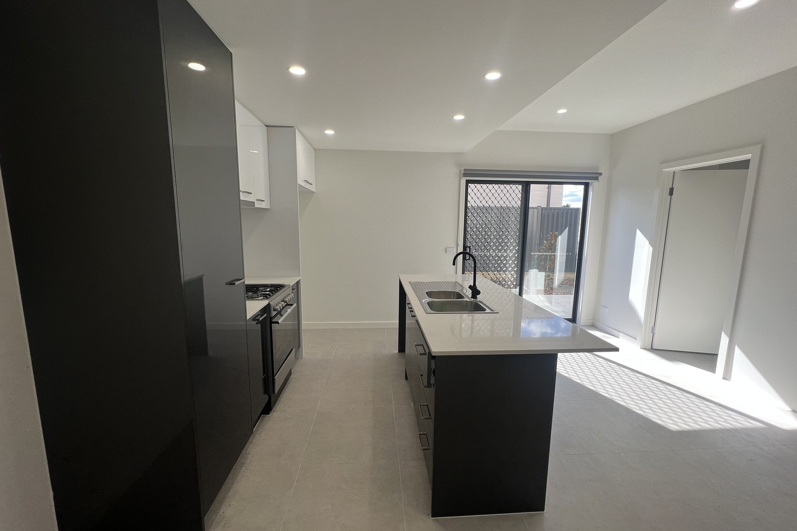 1/22 Henry Street, St Albans, VIC 3021, St Albans - Thumbnail 5