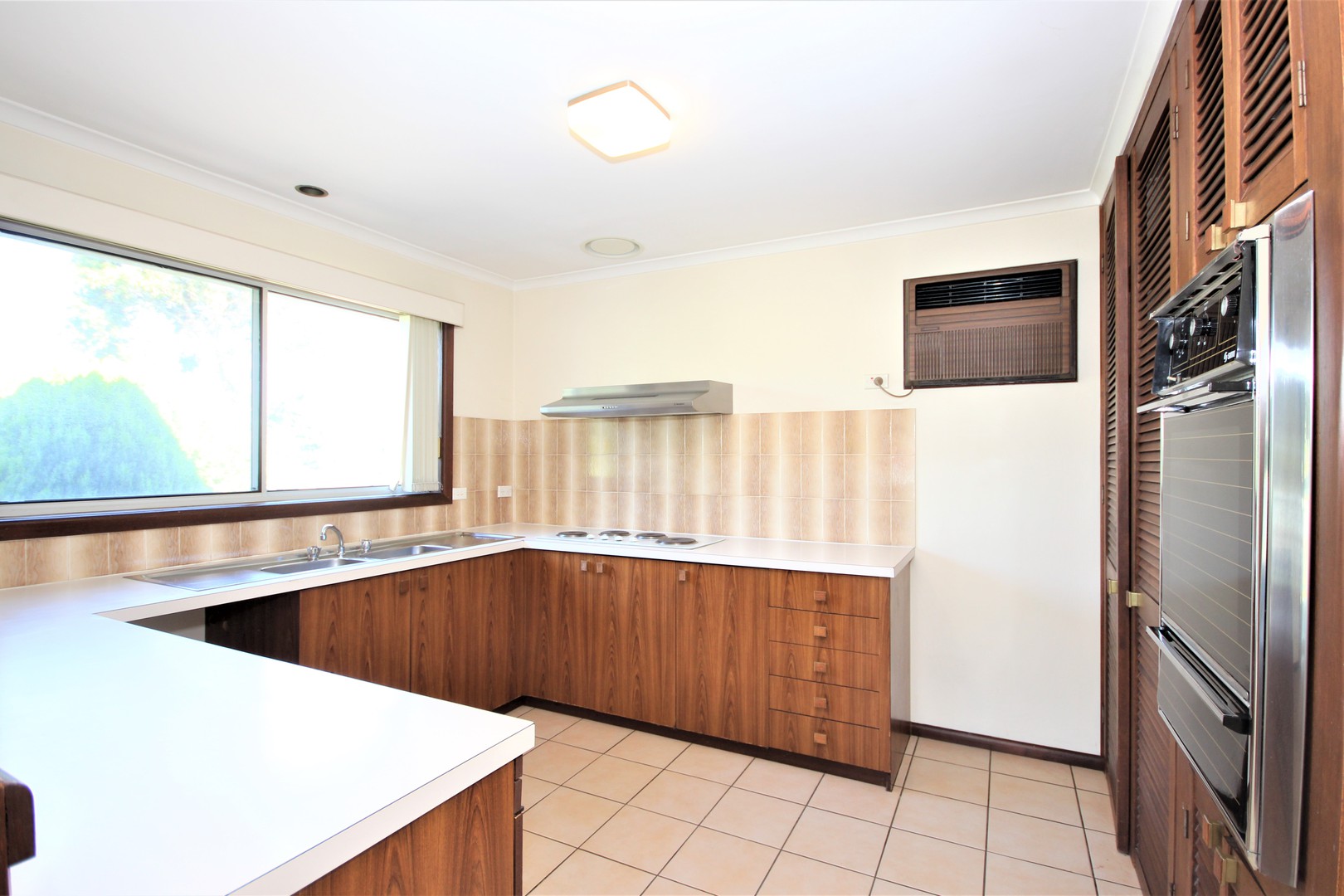 1/225 Mt Pleasant Road, Highton, VIC 3216 - Thumbnail 2 - 23/07/2026
