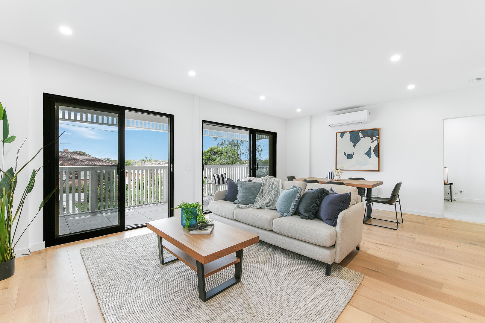 1/23 Carawatha Road, Doncaster, VIC 3108, Doncaster - Thumbnail 2