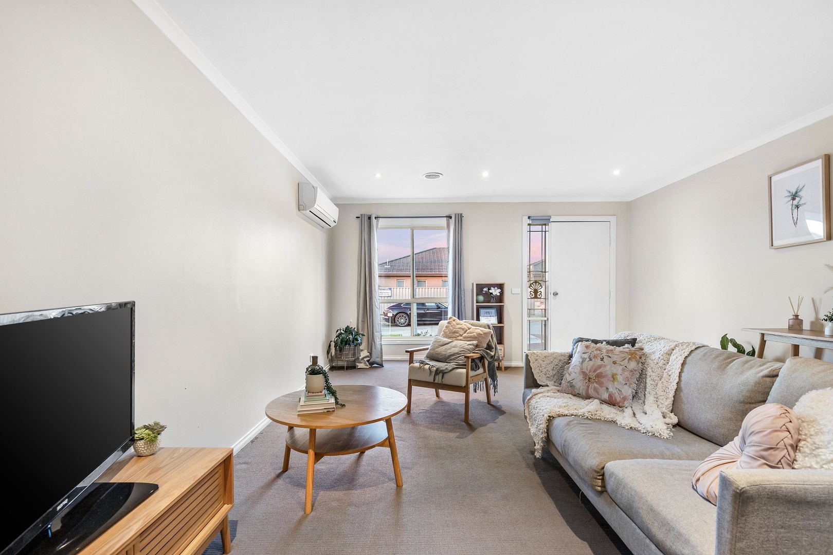 1/23 Jade Way, Hillside, VIC 3037, Hillside - Thumbnail 2