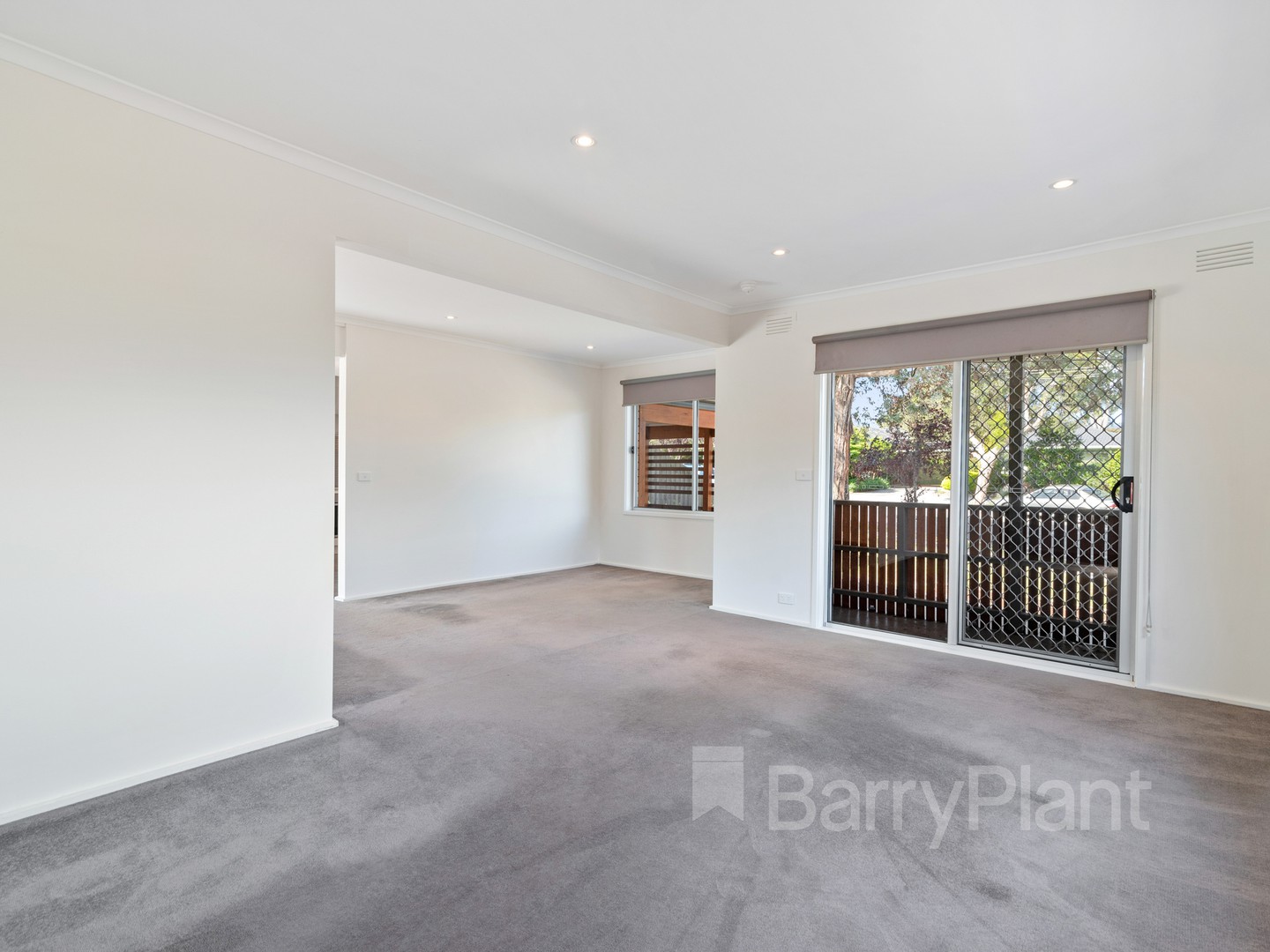 1/23 King Parade, Knoxfield, VIC 3180 - Thumbnail 1 - 09/01/2026