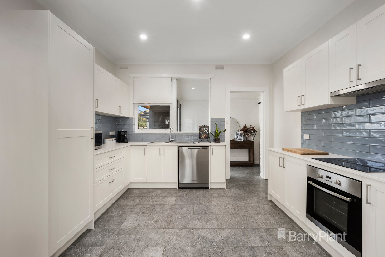 1/233 Warrigal Road, Cheltenham, VIC 3192, Cheltenham - Thumbnail 5