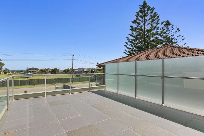 1/234 Dromana Parade, Safety Beach, VIC 3936 - Thumbnail 1 - 26/09/2022