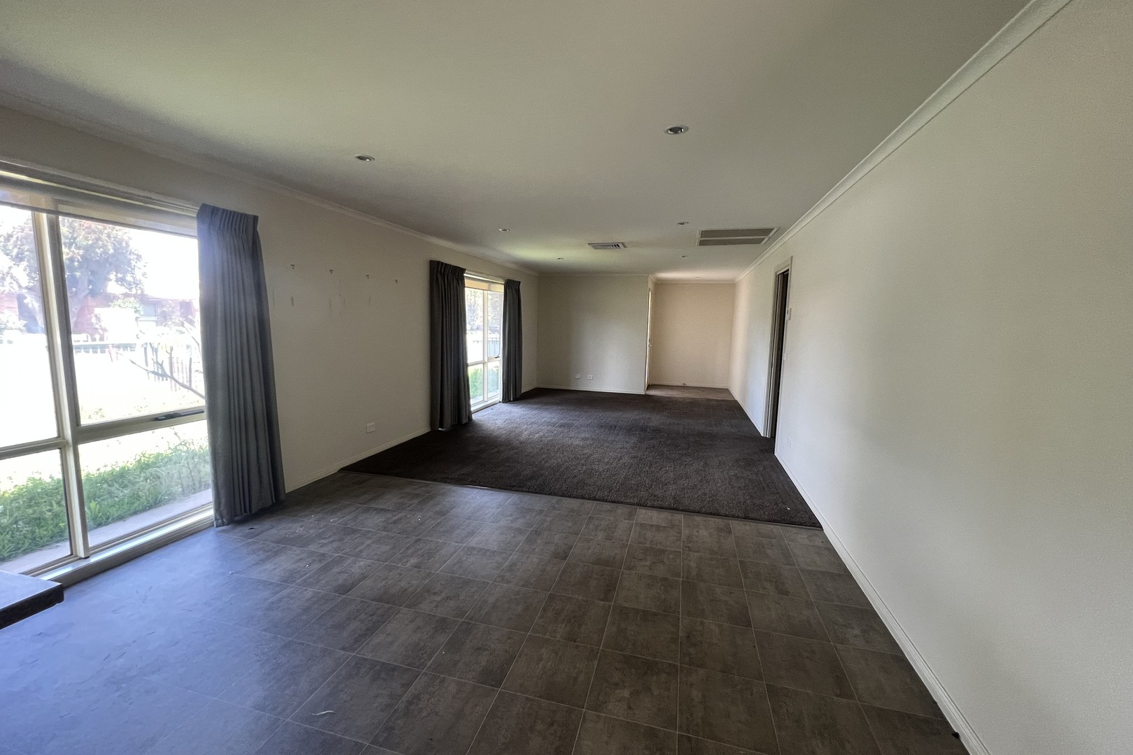 1/239 Sixth Street, Mildura, VIC 3500, Mildura - Thumbnail 2