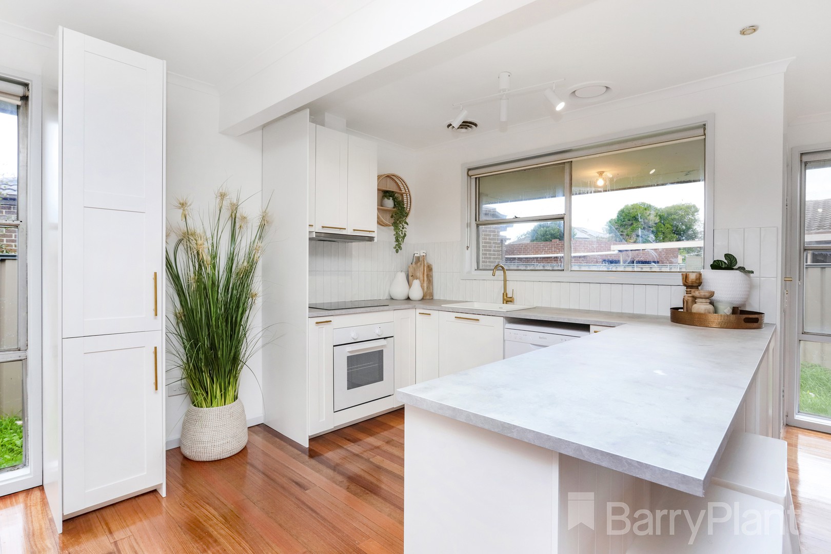 1/24 Barnes Crescent, Sunshine West, VIC 3020, Sunshine West - Thumbnail 2