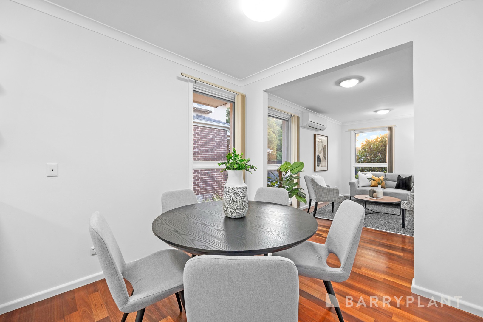 1/24 Emerald Street, Mount Waverley, VIC 3149, Mount Waverley - Thumbnail 2