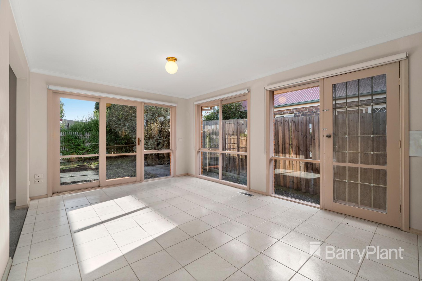 1/24 Hamilton Crescent, Doncaster East, VIC 3109, Doncaster East - Thumbnail 6