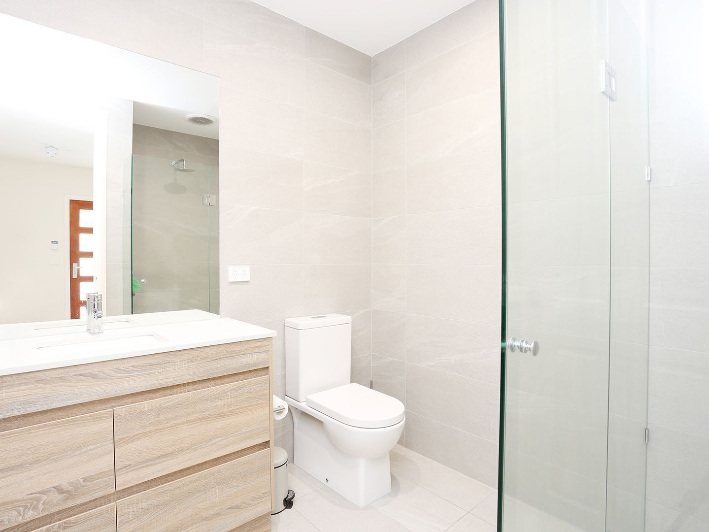 1/24 Hartington Street, Glenroy, VIC 3046, Glenroy - Thumbnail 2