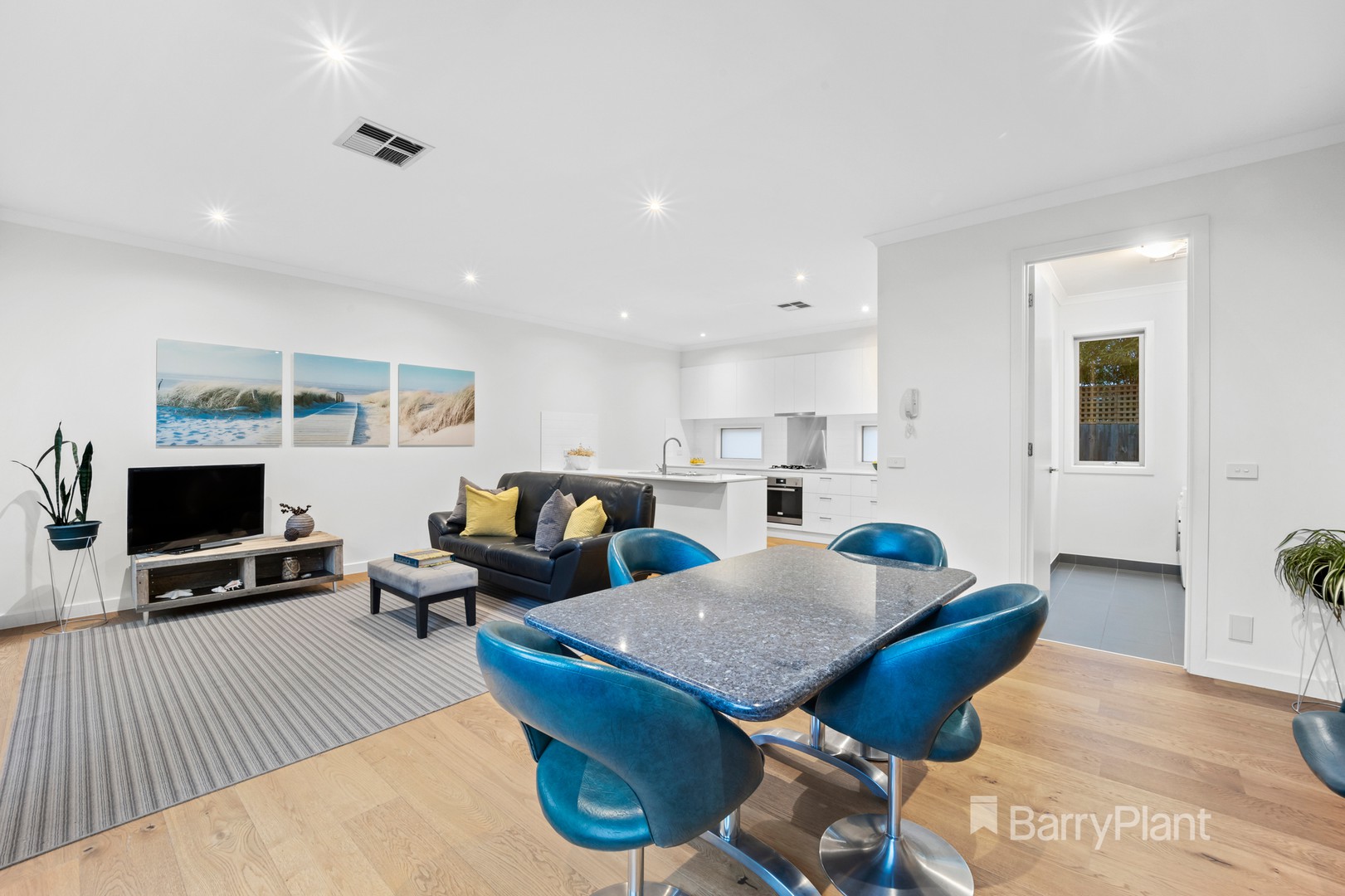 1/24 Jean Street, Cheltenham, VIC 3192, Cheltenham - Thumbnail 2