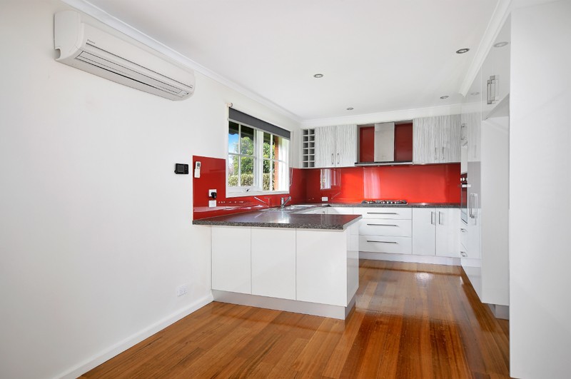 1/24 Leslie Road, Essendon, VIC 3040, Essendon - Thumbnail 2