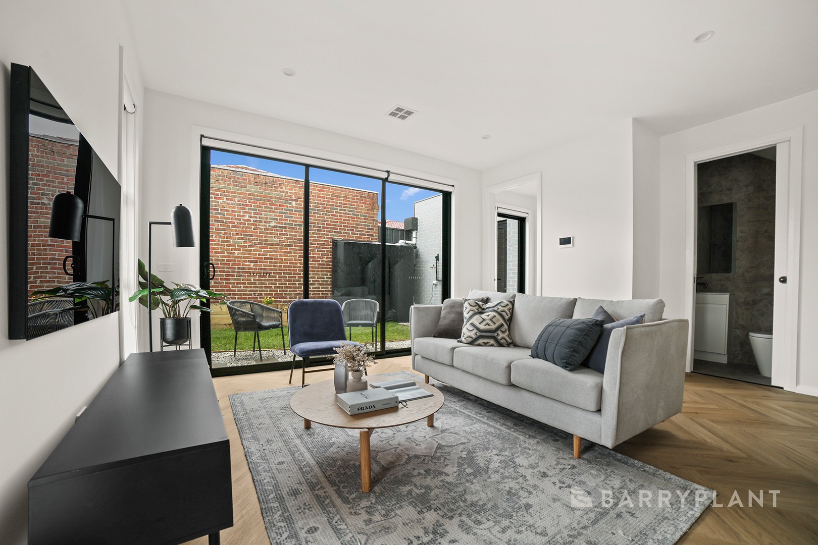 1/24 William Street, Glenroy, VIC 3046, Glenroy - Thumbnail 2