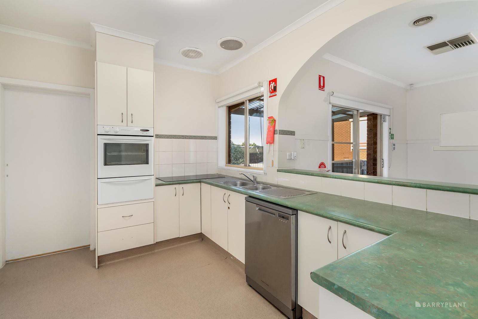 1/241 Hull Road, Mooroolbark, VIC 3138, Mooroolbark - Thumbnail 4