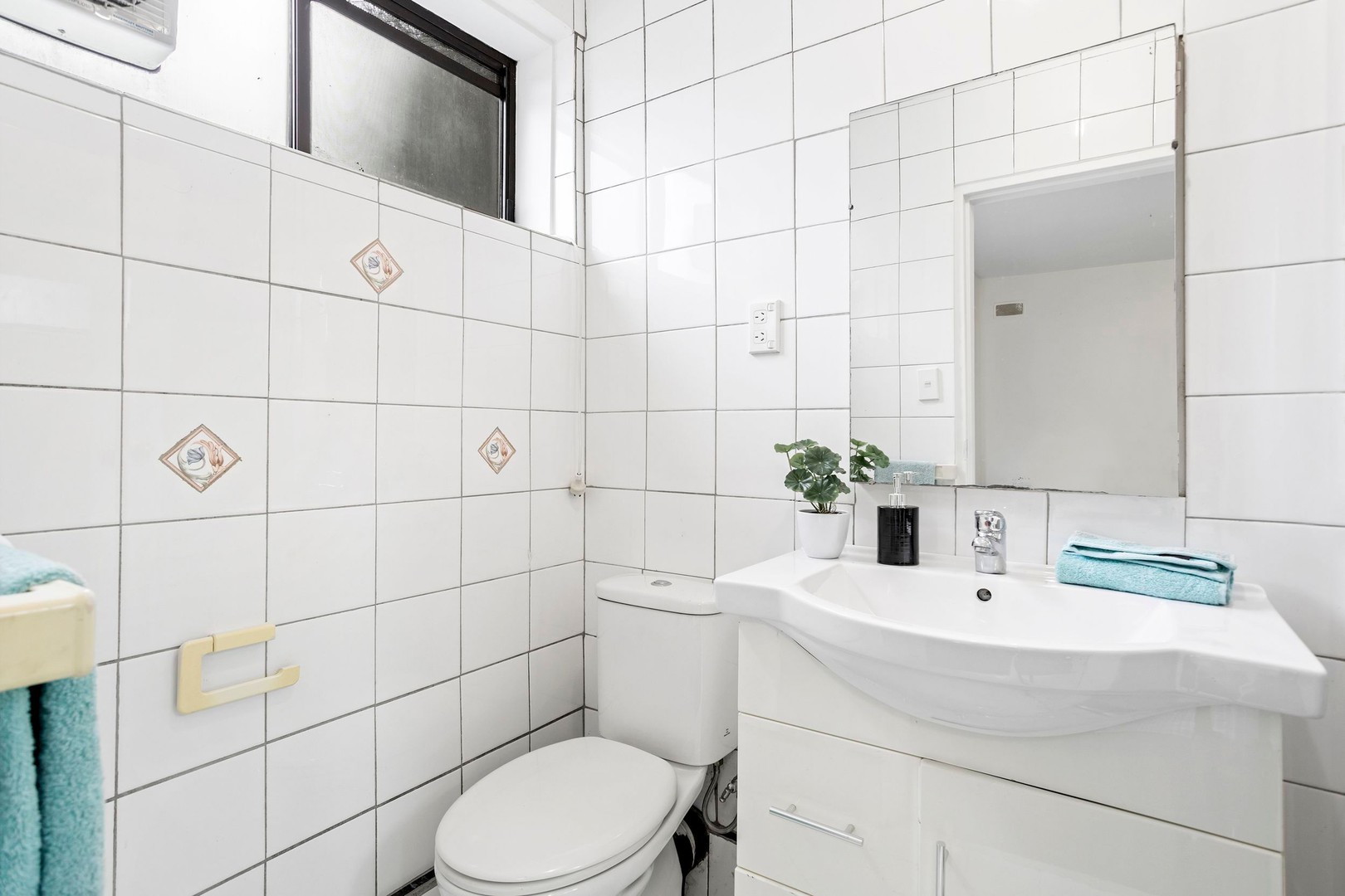 1/242 Pascoe Vale Road, Essendon, VIC 3040, Essendon - Thumbnail 5