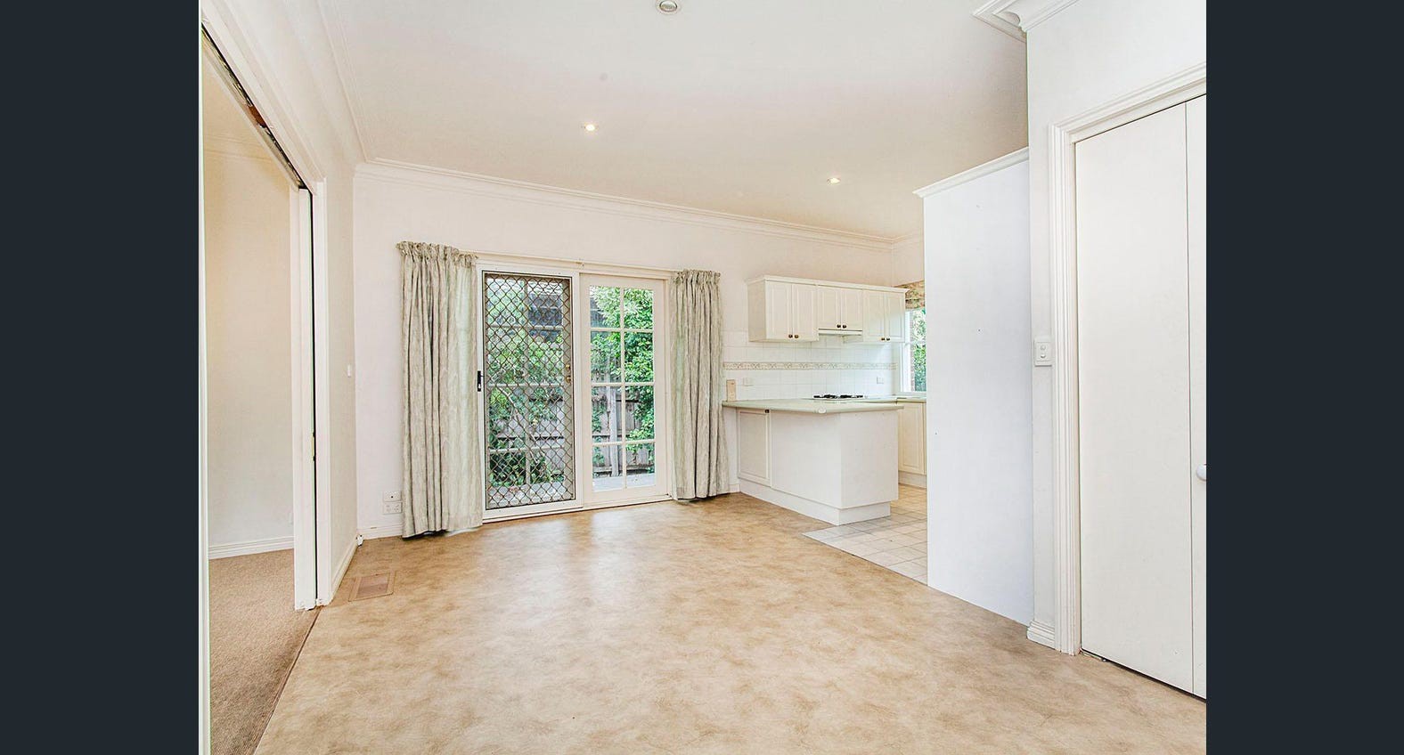 1/247 Highfield Road, Camberwell, VIC 3124, Camberwell - Thumbnail 4