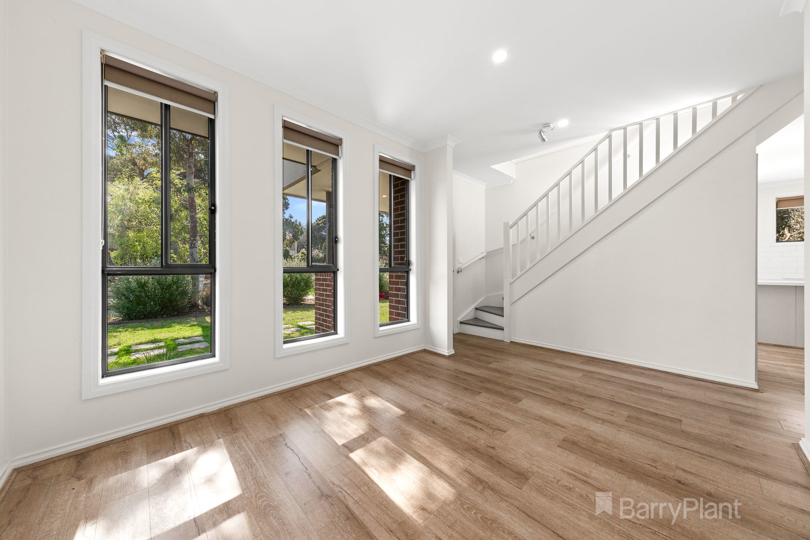 1/25 Saxonwood Drive, Narre Warren, VIC 3805, Narre Warren - Thumbnail 4