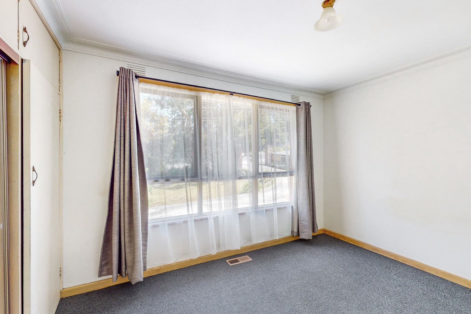 1/251 Nepean Street, Greensborough, VIC 3088, Greensborough - Thumbnail 2
