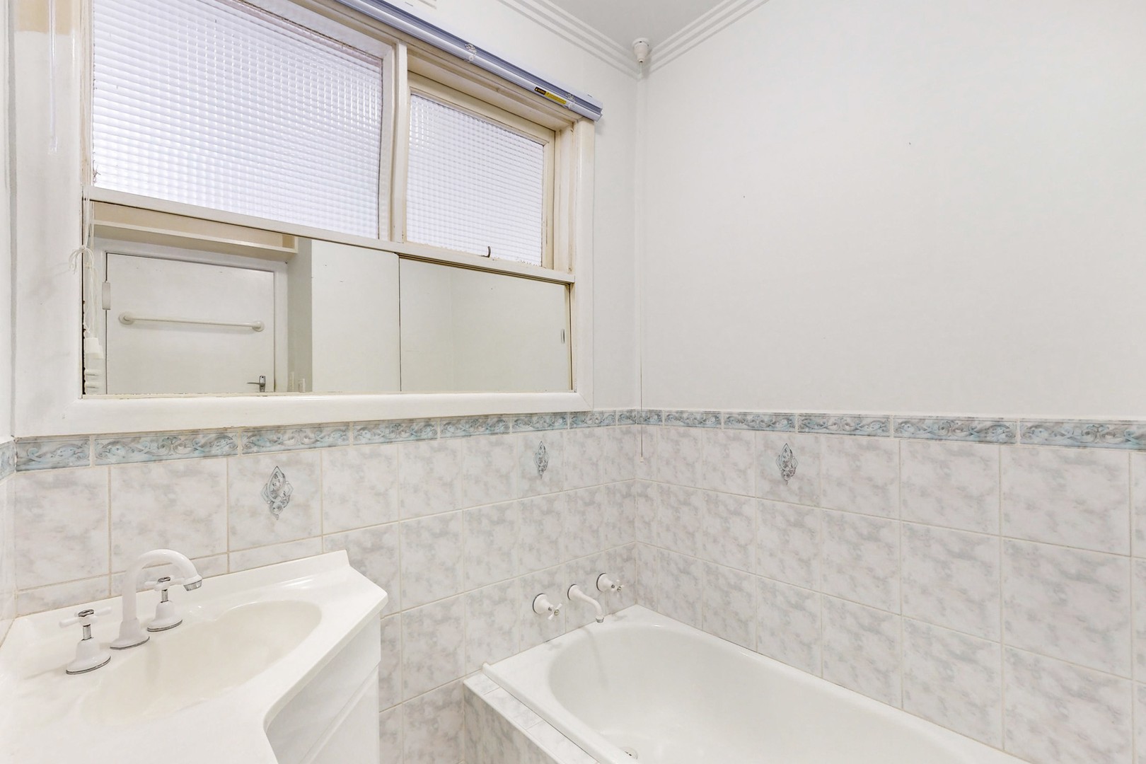 1/251 Nepean Street, Greensborough, VIC 3088, Greensborough - Thumbnail 4