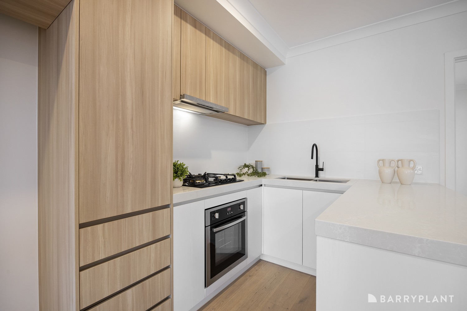 1/258 Nell Street West, Watsonia, VIC 3087 - Thumbnail 2 - 08/06/2026