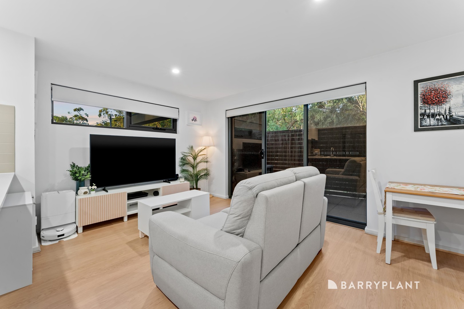 1/27 King Street, Bayswater, VIC 3153 - Thumbnail 2 - 29/01/2026