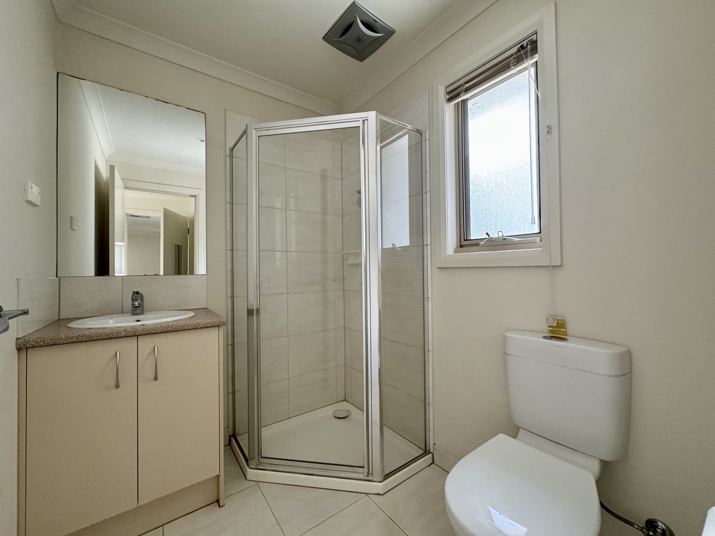 1/27 Kirrawee Avenue, Wantirna South, VIC 3152, Wantirna South - Thumbnail 6
