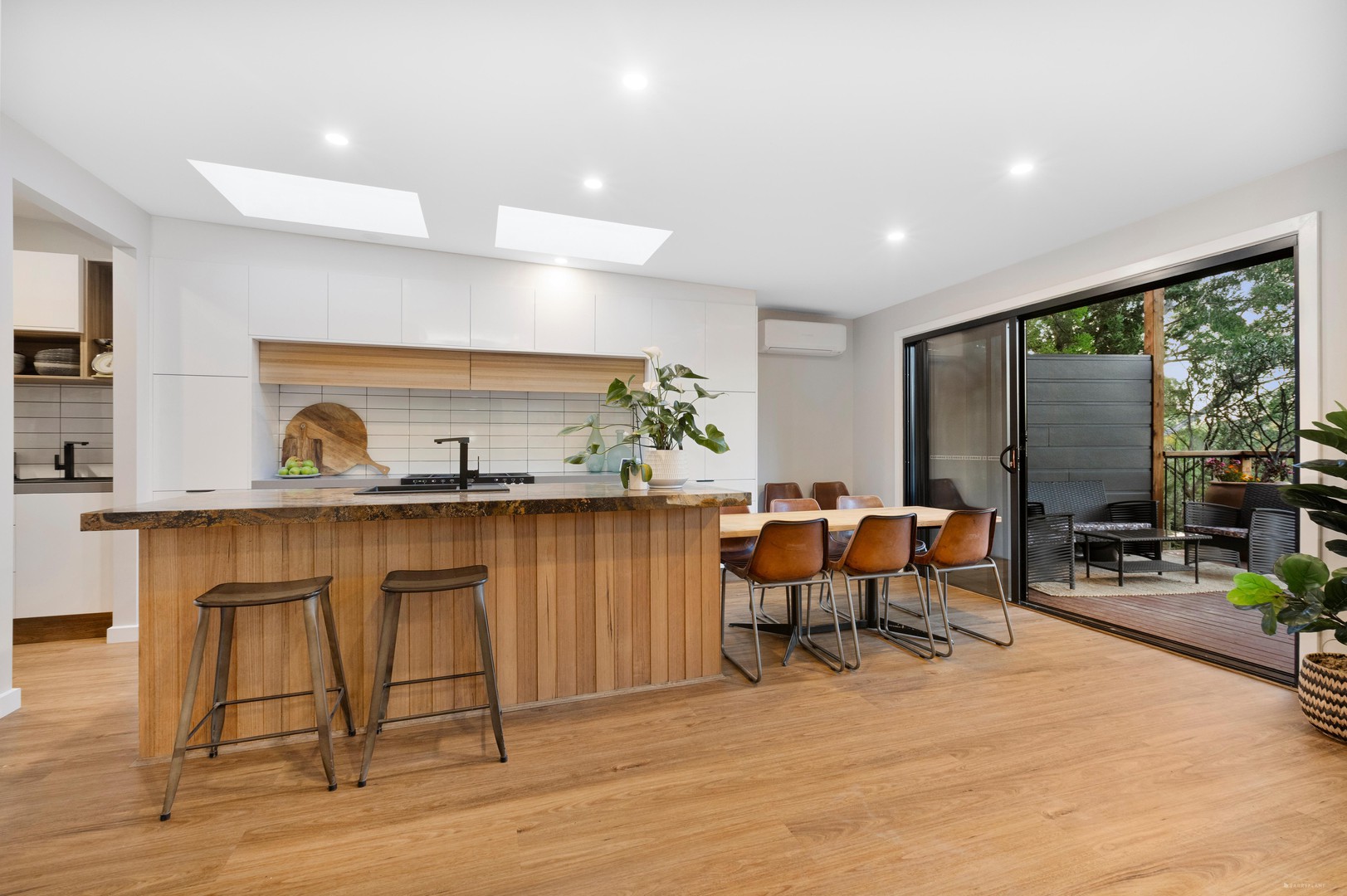 1/27 Park West Road, Eltham, VIC 3095, Eltham - Thumbnail 4