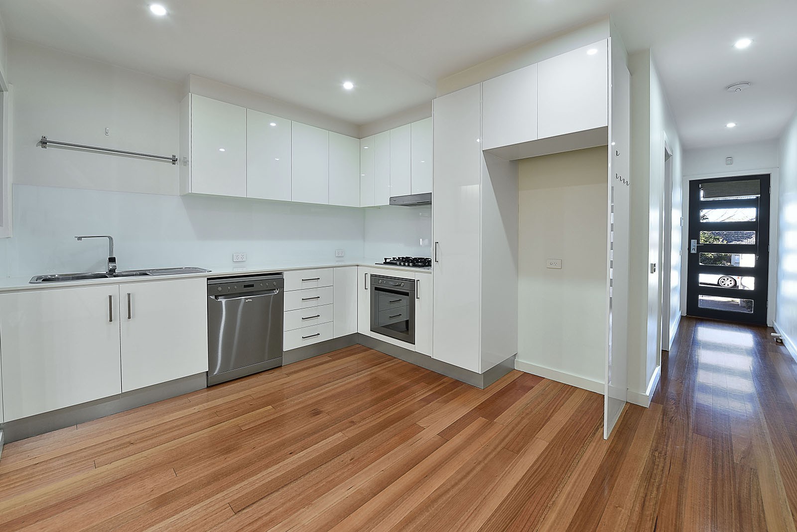 1/27 Pearl Street, Niddrie, VIC 3042