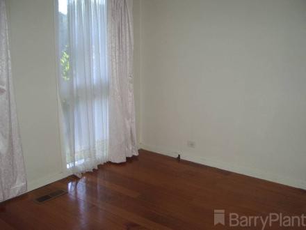 1/27 Timmings Street, Chadstone, VIC 3148 - Thumbnail 2 - 28/10/2021