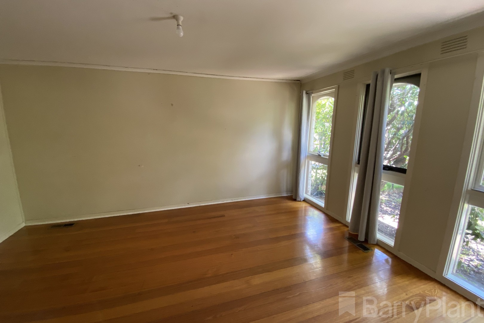 1/27 Timmings Street, Chadstone, VIC 3148 - Thumbnail 2 - 10/12/2021