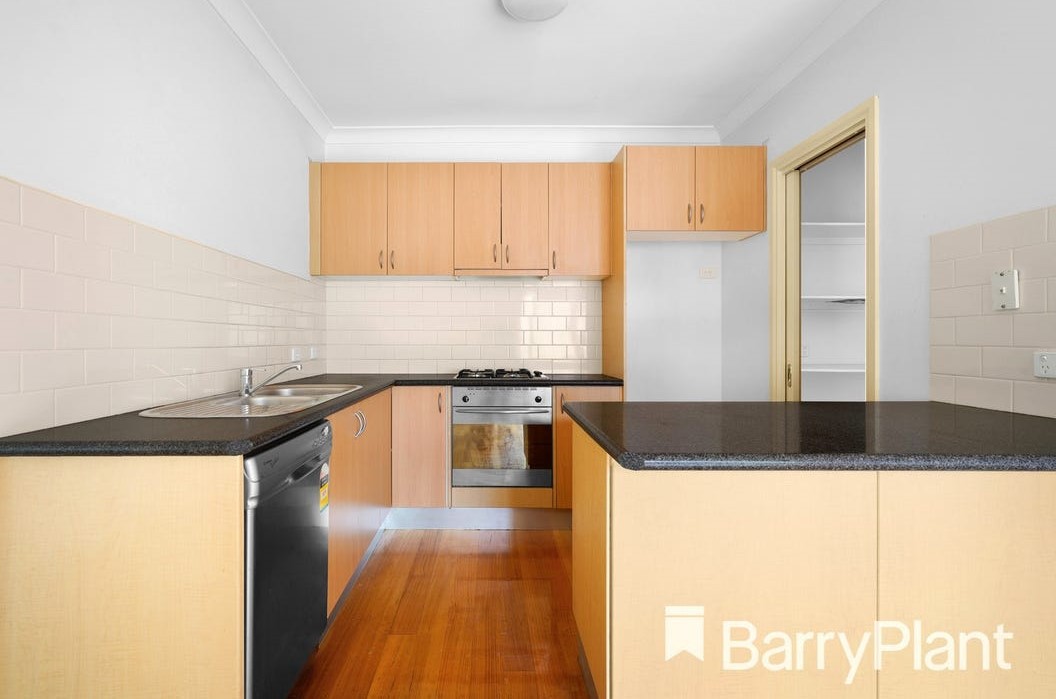 1/27 Wellington Road, Box Hill, VIC 3128, Box Hill - Thumbnail 3