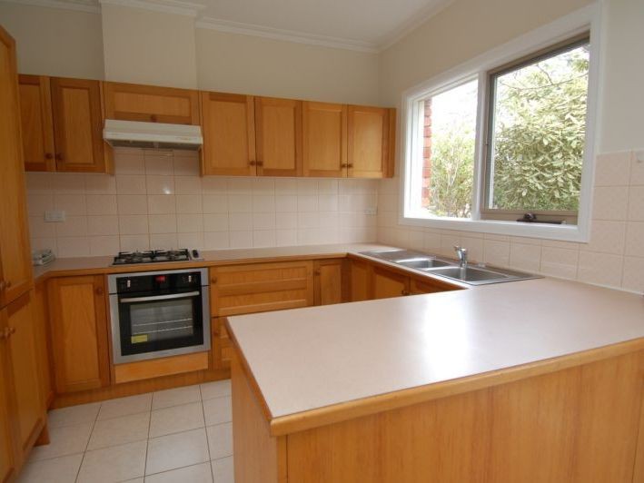 1/28-30 Hoban Avenue, Montmorency, VIC 3094, Montmorency - Thumbnail 4