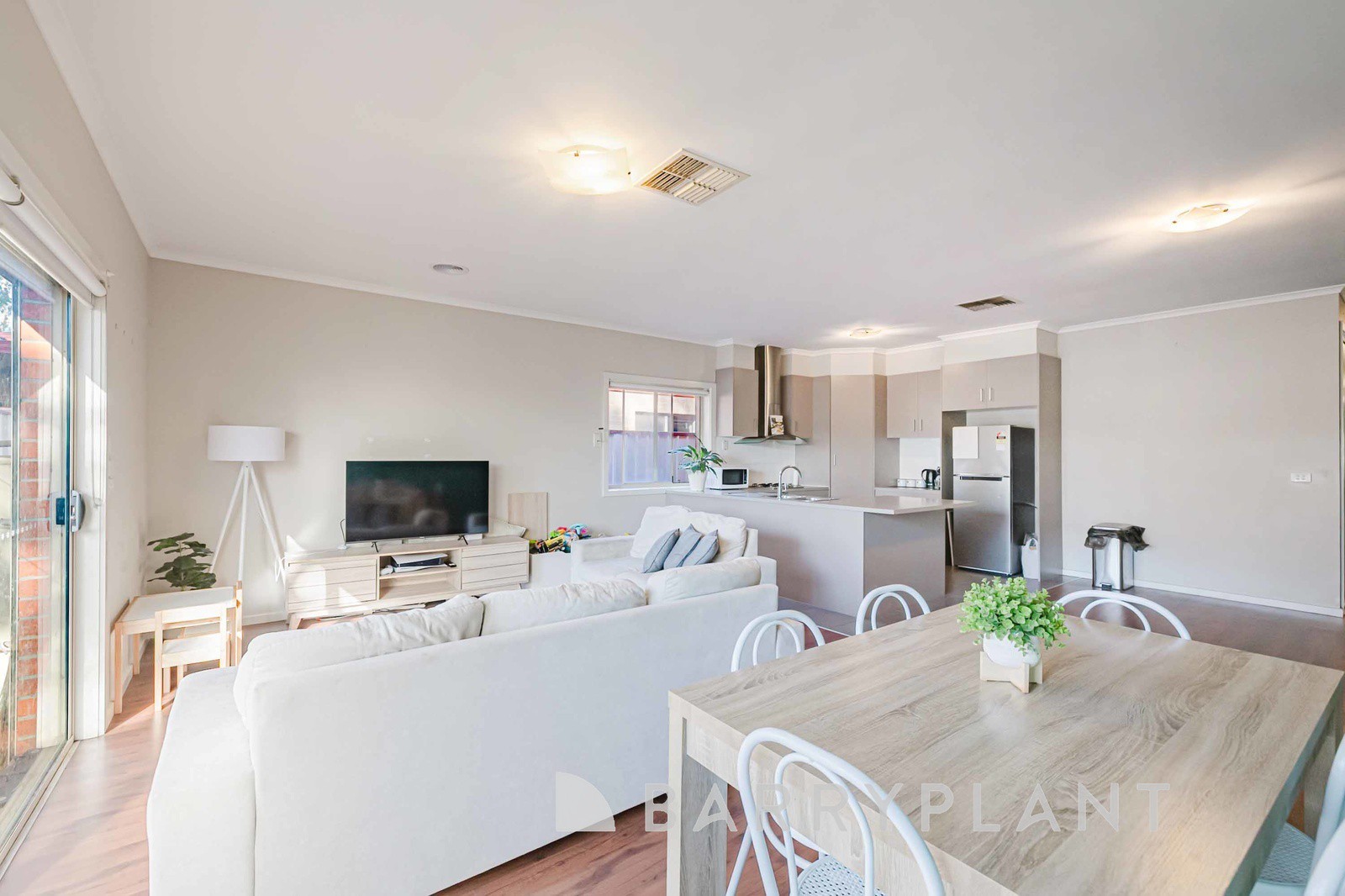 1/28 Coburns Road, Melton South, VIC 3338, Melton South - Thumbnail 6