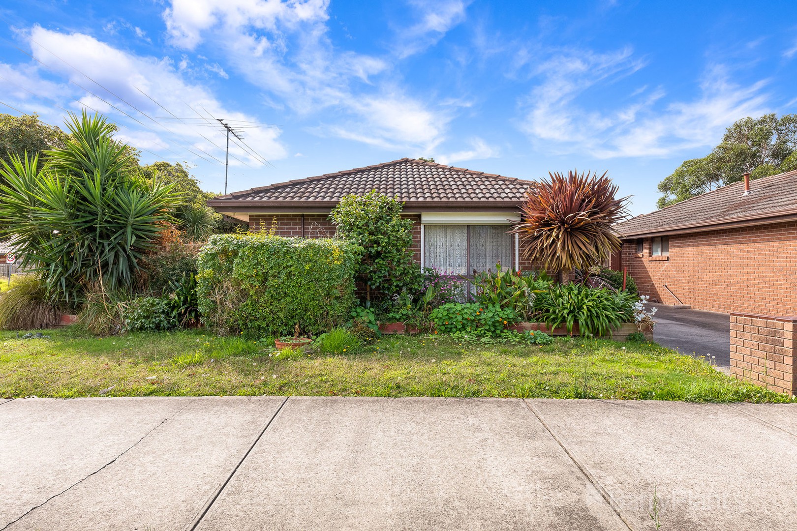 1/28 Codrington Street, Cranbourne, VIC 3977, Cranbourne - Thumbnail 2