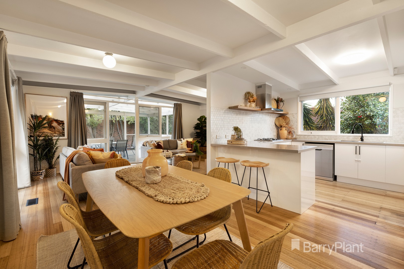 1/28 Jesmond Road, Croydon, VIC 3136, Croydon - Thumbnail 2