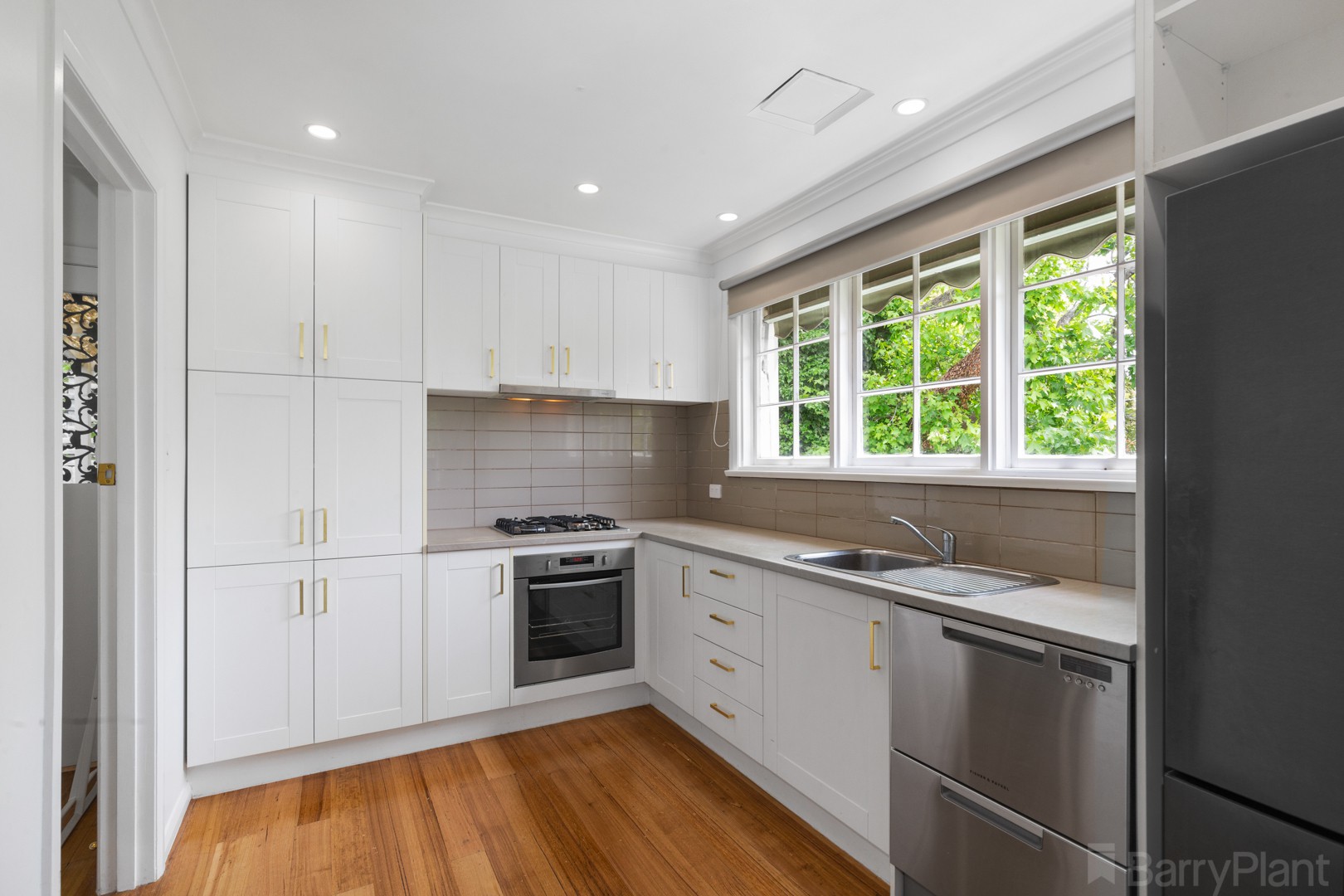 1/28 Milton Street, Canterbury, VIC 3126, Canterbury - Thumbnail 5