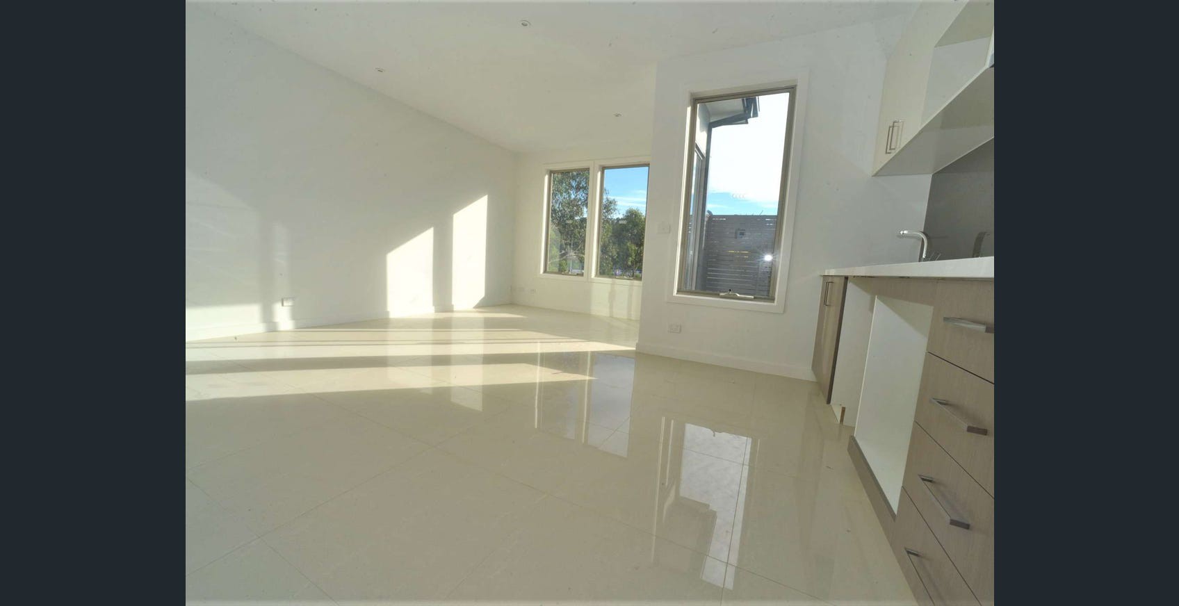 1/28 Nelson Street, Ringwood, VIC 3134, Ringwood - Thumbnail 2