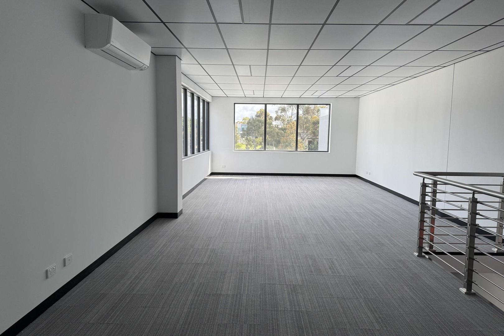 1/29-33 Lakeside Drive, Broadmeadows, VIC 3047 - Thumbnail 2 - 20/10/2025