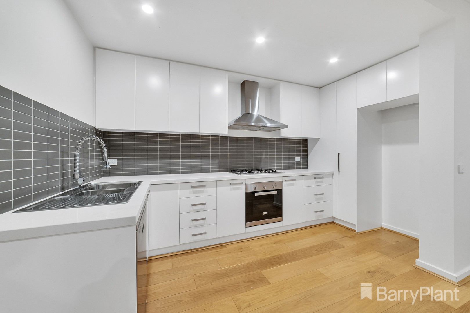 1/29 Mcmillan Street, Clayton South, VIC 3169 - Thumbnail 2 - 25/06/2024