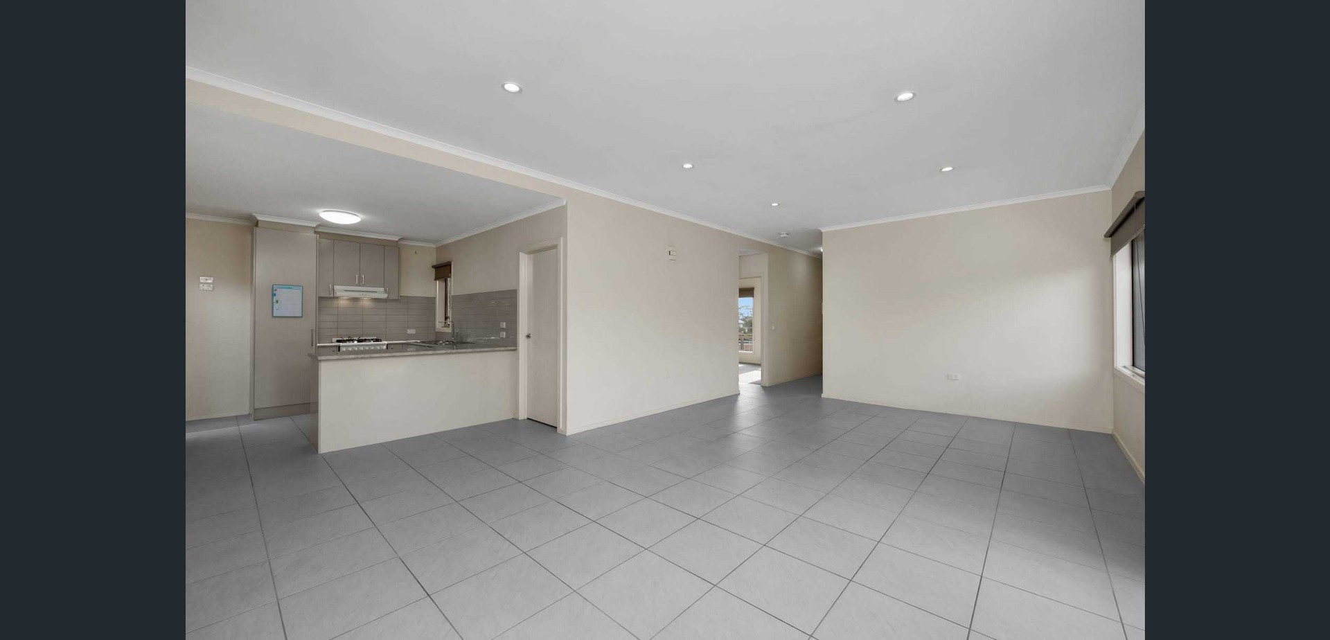 1/29 Victoria Street, Moe, VIC 3825, Moe - Thumbnail 2
