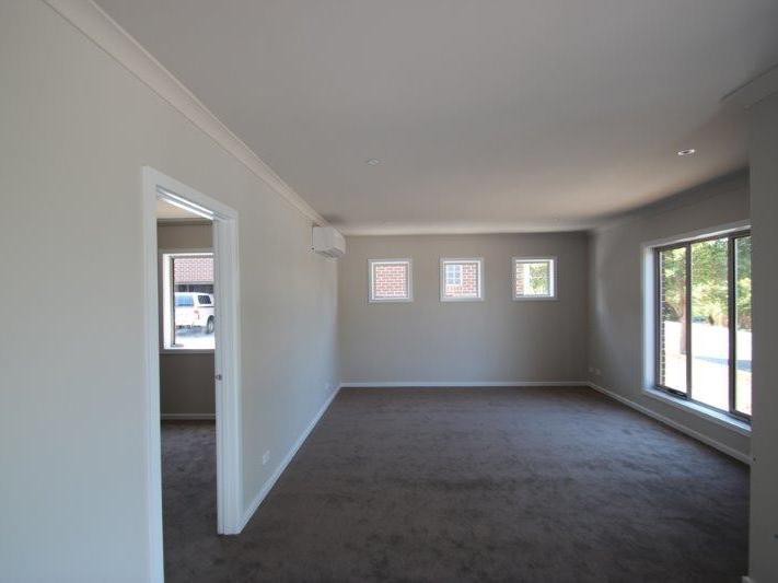 1/297 Jells Road, Wheelers Hill, VIC 3150 - Thumbnail 2 - 28/01/2016