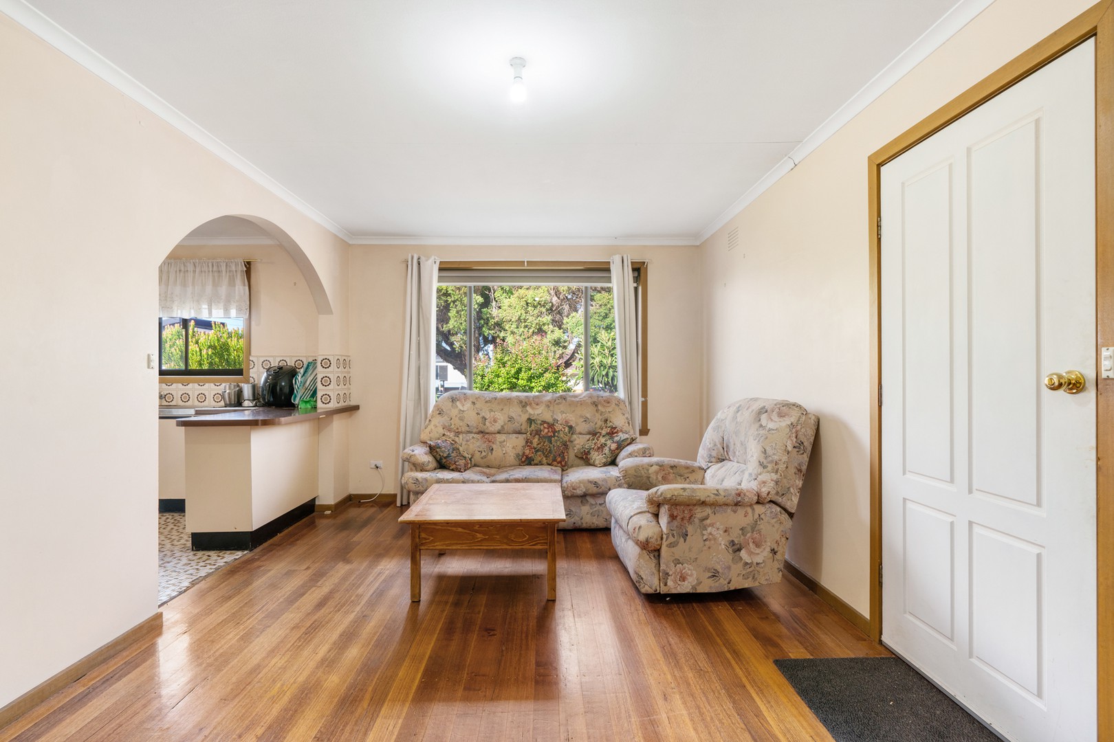 1/3 Erskine Avenue, Reservoir, VIC 3073, Reservoir - Thumbnail 2