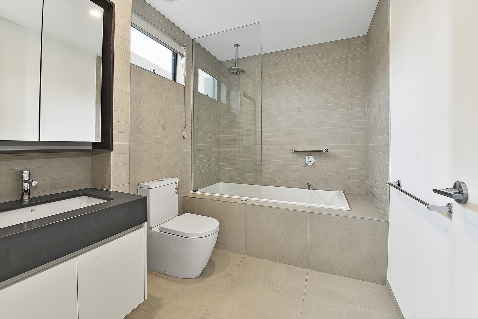 1/3 Granite Way, Keilor East, VIC 3033, Keilor East - Thumbnail 2