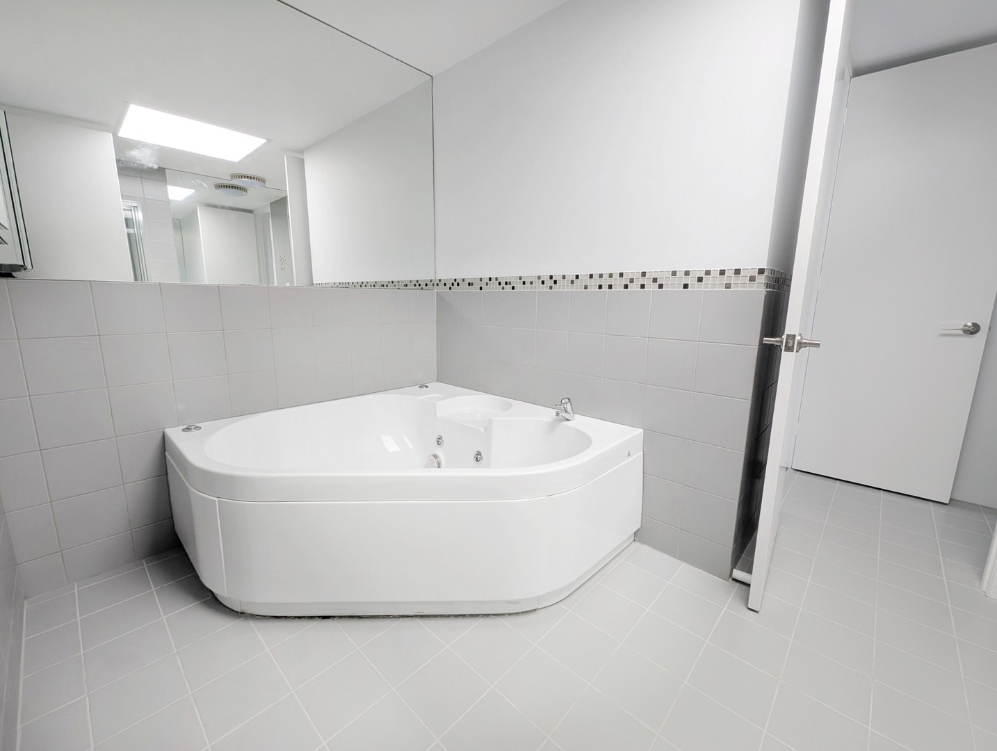 1/3 Hillary Court, Highton, VIC 3216, Highton - Thumbnail 8