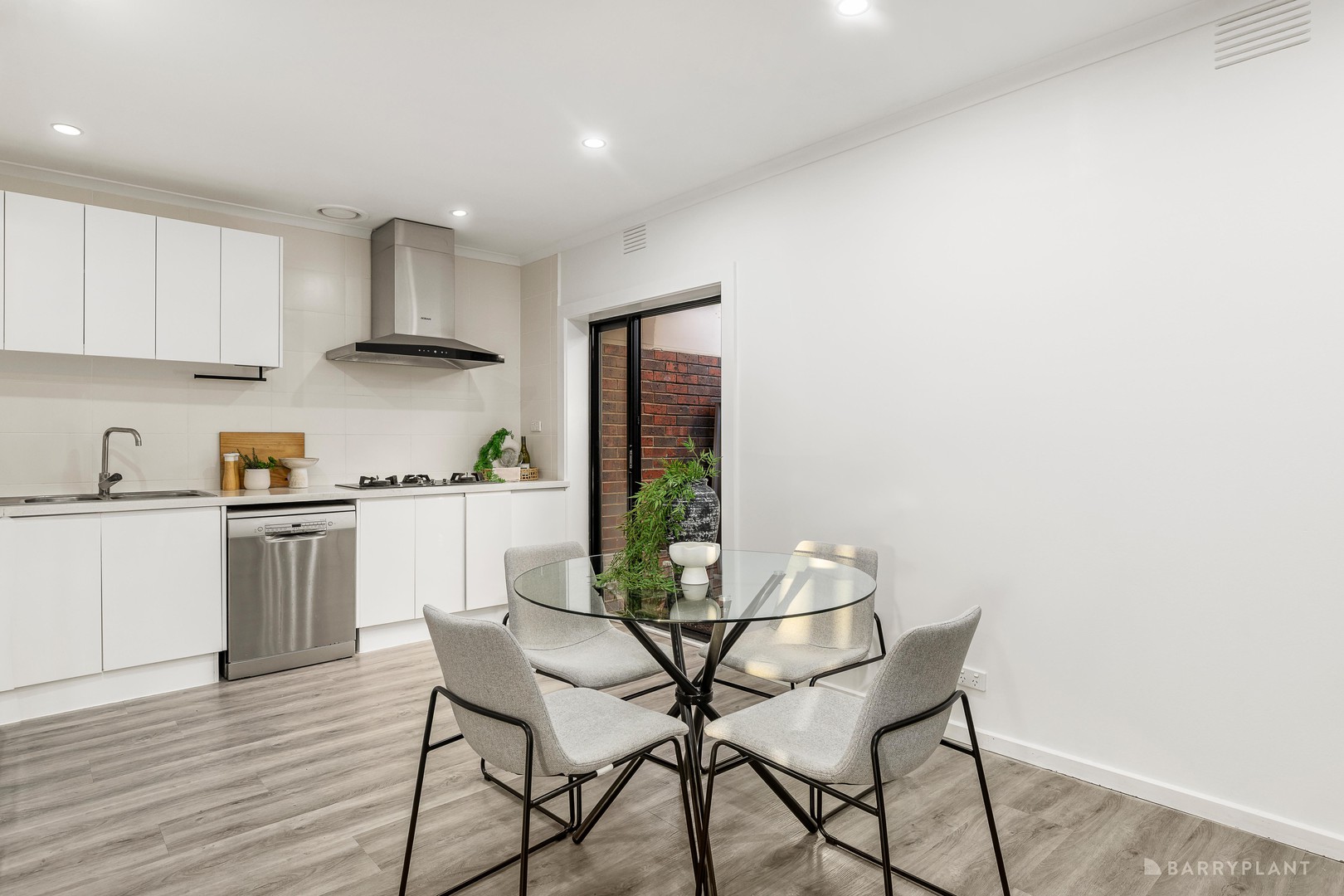 1/3 Leeds Street, Doncaster East, VIC 3109, Doncaster East - Thumbnail 4