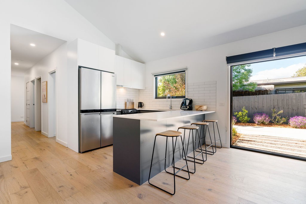 1/3 Macedon Avenue, Dromana, VIC 3936 - Thumbnail 2 - 14/10/2025