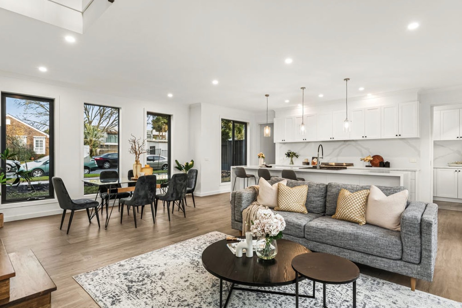 1/3 Newman Road, Wantirna, VIC 3152, Wantirna - Thumbnail 2