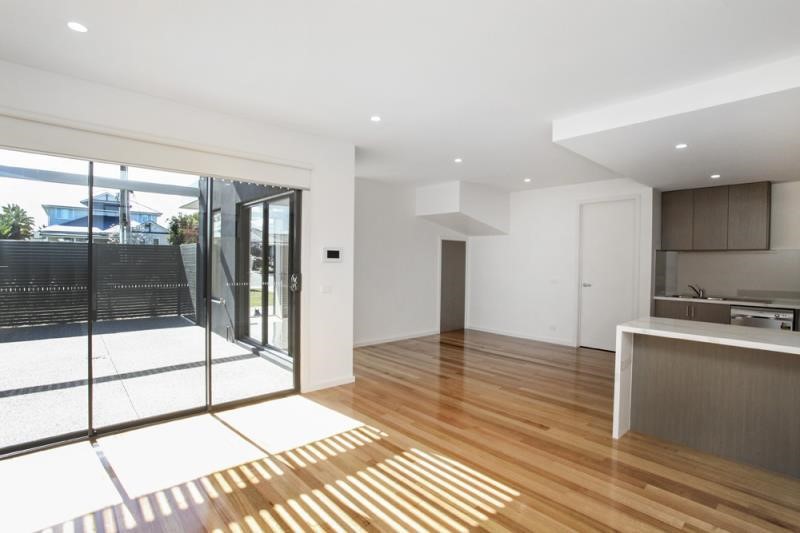 1/3 Overs Street, Airport West, VIC 3042, Airport West - Thumbnail 4