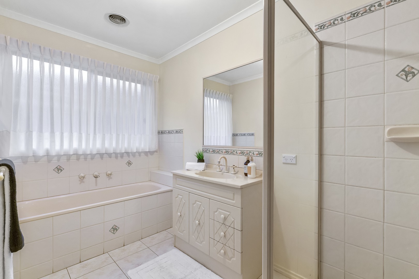 1/3 Sylvia CloseHillside, VIC 3037, Hillside - Thumbnail 7